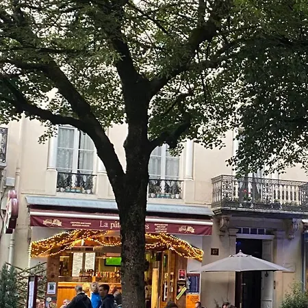 Apartamento Au 47 Allées D'etigny - Central&standing - Avec Parking - Linge De Lit Et De Toilette Inclus