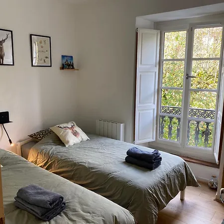 Apartamento Au 47 Allées D'etigny - Central&standing - Avec Parking - Linge De Lit Et De Toilette Inclus *