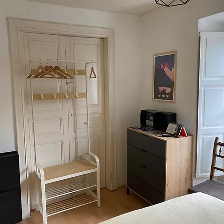 Au 47 Allees D'etigny - & Standing - Avec Parking - Linge De Lit Et De Toilette Inclus Apartment *