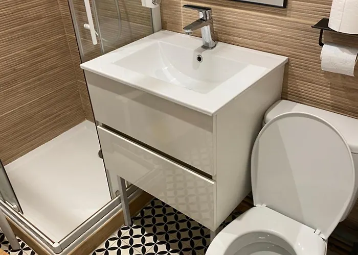 Au 47 Allees D'etigny - & Standing - Avec Parking - Linge De Lit Et De Toilette Inclus *